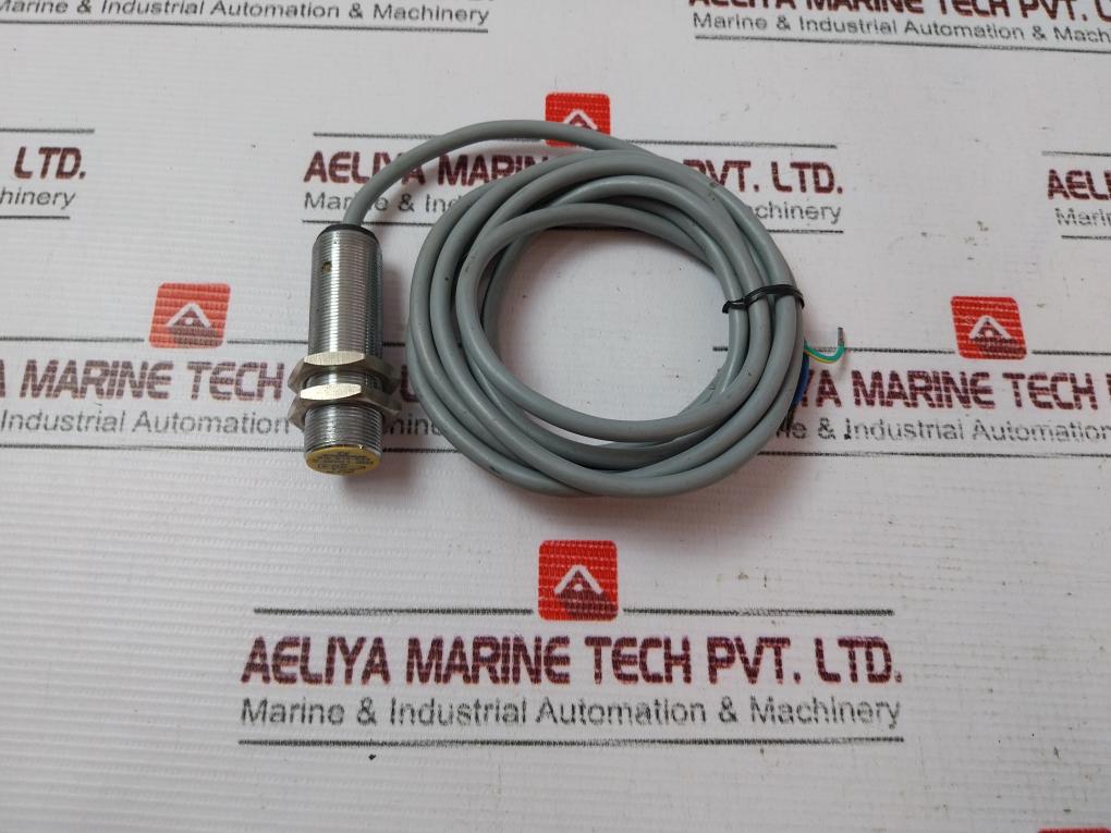 Turck Bi5-g18-rz3 Inductive Sensor 250vac - Image 3