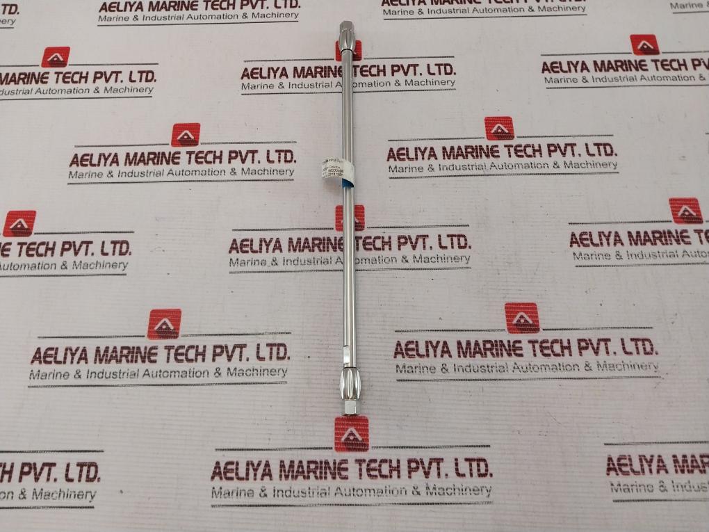 Waters 186000496 4.6x250mm Column