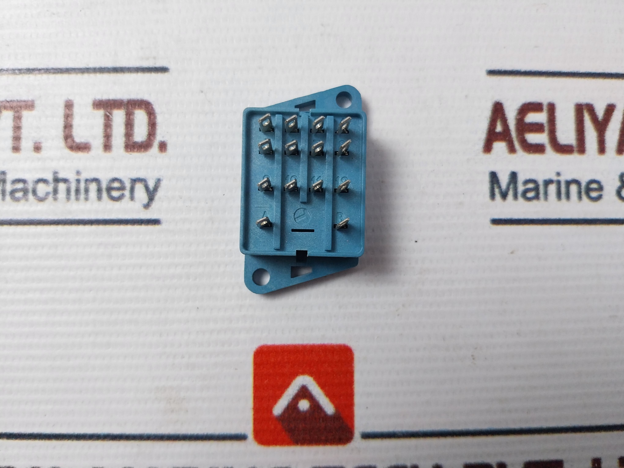 Finder 94.34 Panel Mount Socket 10a 250v - Image 4