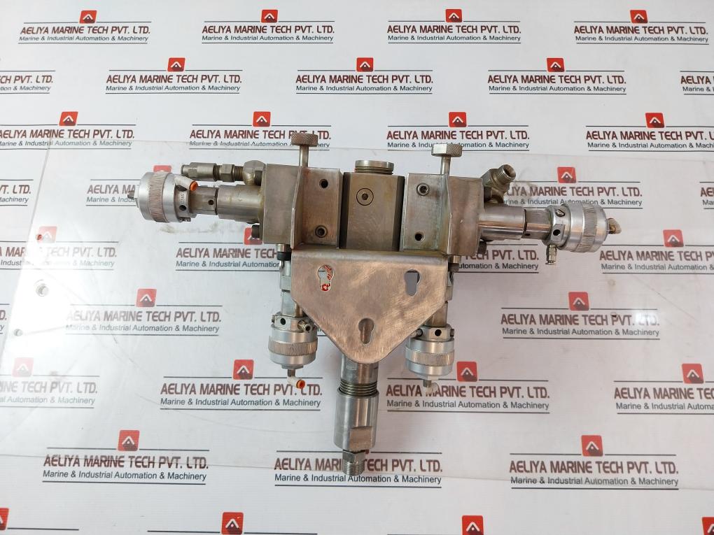 51.1 Mpa (511 Bar) Pressure Cylinder Gas Needle Valve - Image 4