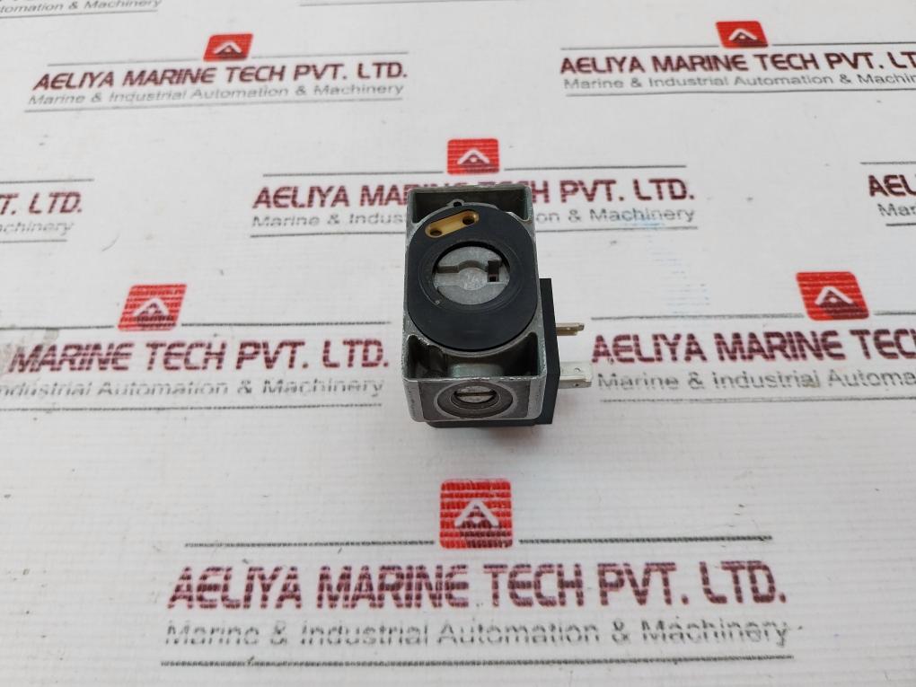 Aventics R417000996 Solenoid Valve 24v Dc - Image 4