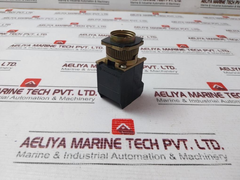 Telemecanique Xbf-l11 Pilot Light Base - Image 3