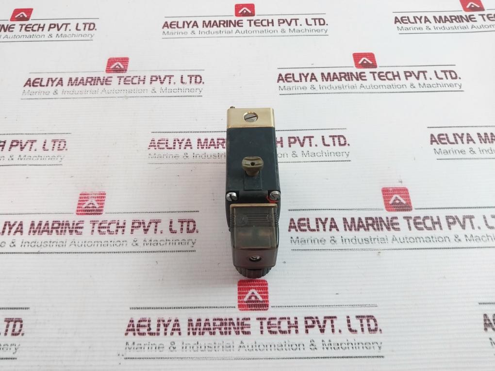 Burkert 0331 F 3, 0 Fpm Ms Solenoid Valve 24v