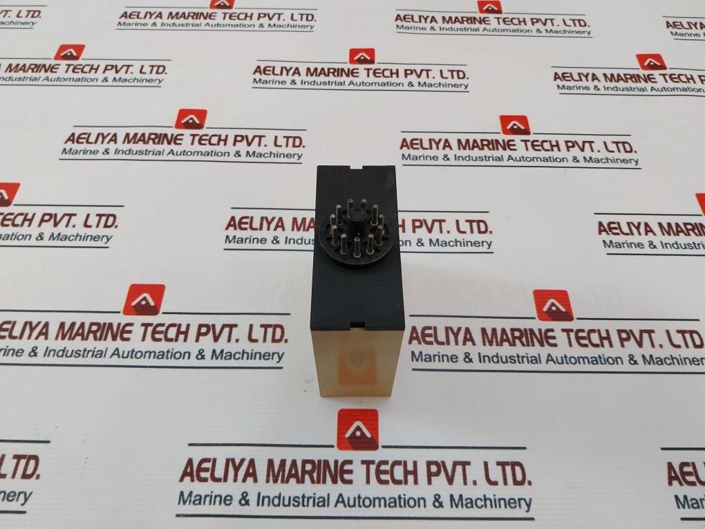 Carlo Gavazzi Sm170440 3-phase Sequence Voltage Relay 45-65hz - Image 4