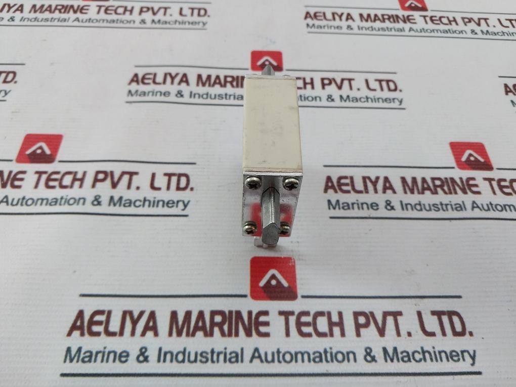 Eia Nh-00/00c Eurofuse 500v - Image 4