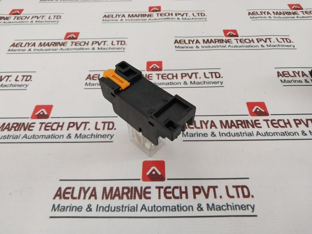 O/e/n 38a-2-240-sl Relay With Base - Image 4