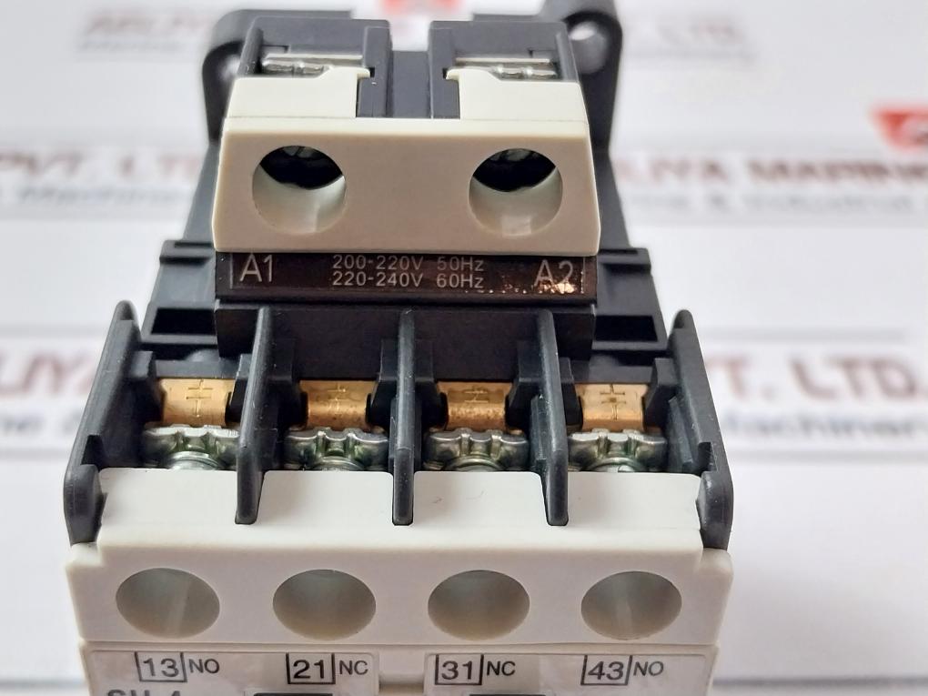 Telemecanique Lc1 D2510 Contactor 240v - Aeliya Marine