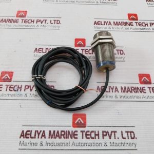 Telemecanique Xs1 M30mb250 Inductive Proximity Switch 240v