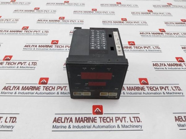 Yokogawa Johnson Jut Temperature Controller 90-250v