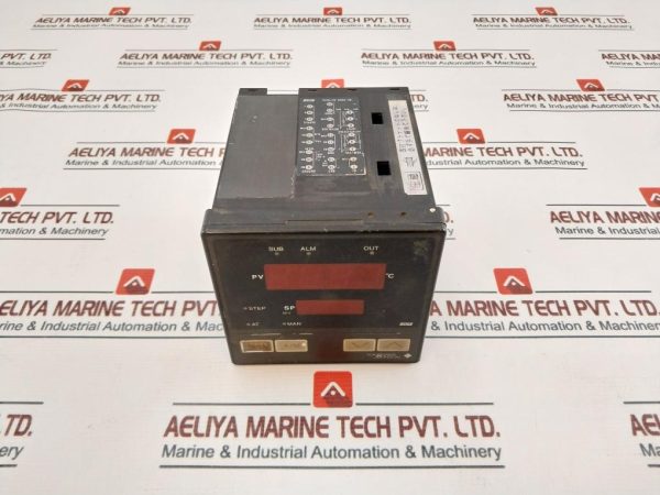 Yokogawa Jut -hr4nnn Temperature Controller 250vac