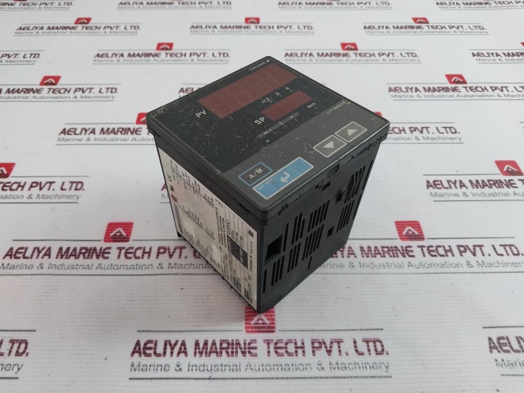 Yokogawa Ut350 Controller 100-240vac~ - Aeliya Marine