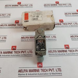 Bhartia Cutler-hammer Nll1 Limit Switch 240v 0.1a