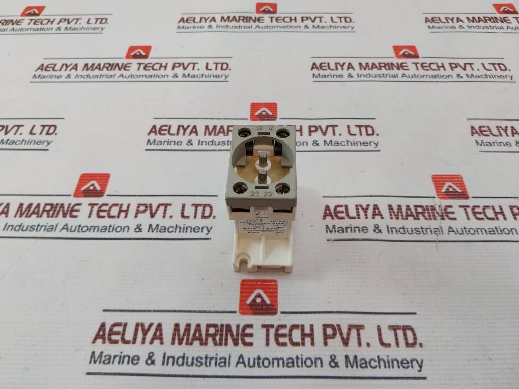 Cooper Ghg 41 Lamp Station 240v