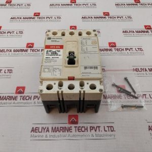 Cutler-hammer Hfd3100l 3-pole Molded Case Circuit Breaker 250vdc