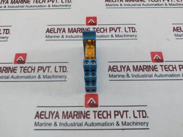 Finder 95.95.1 Relay Socket 300v