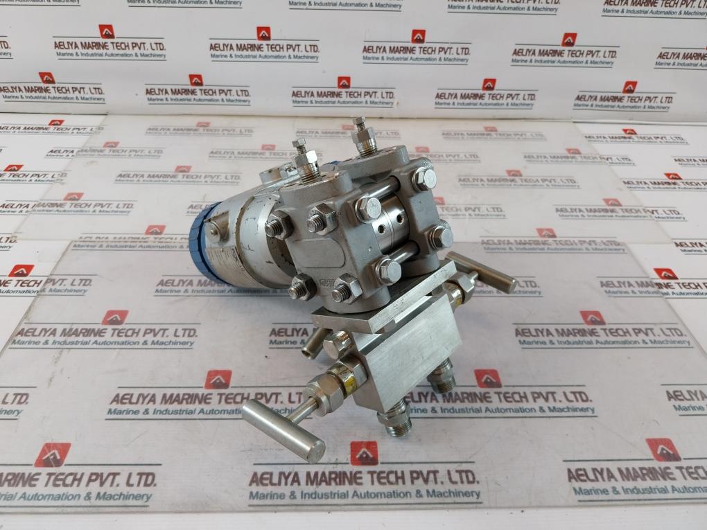 Fuji Electric Fkcb33v4-pacyy-aa Pressure Transmitter 24v - Image 3
