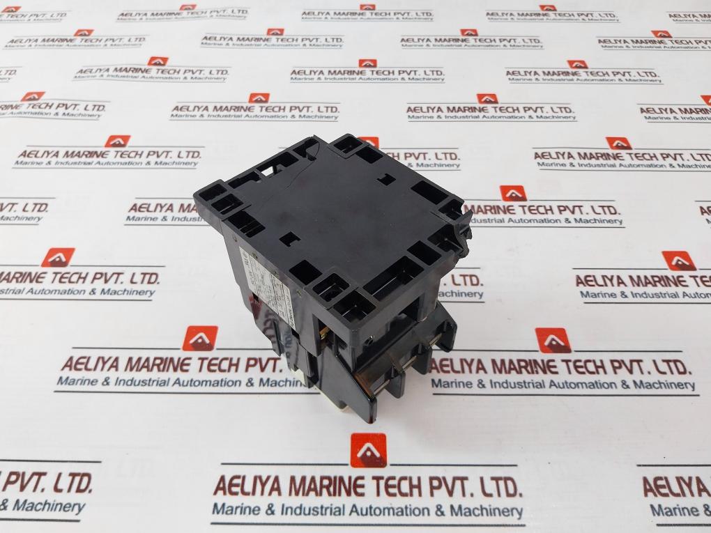 Fuji Electric Sc-3n Magnetic Contactor - Image 4