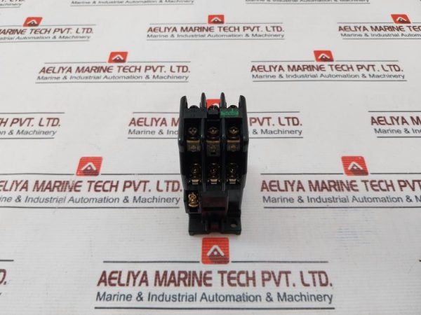 Fuji Electric Src50-2ux (4a2b) Auxiliary Relay 5060hz