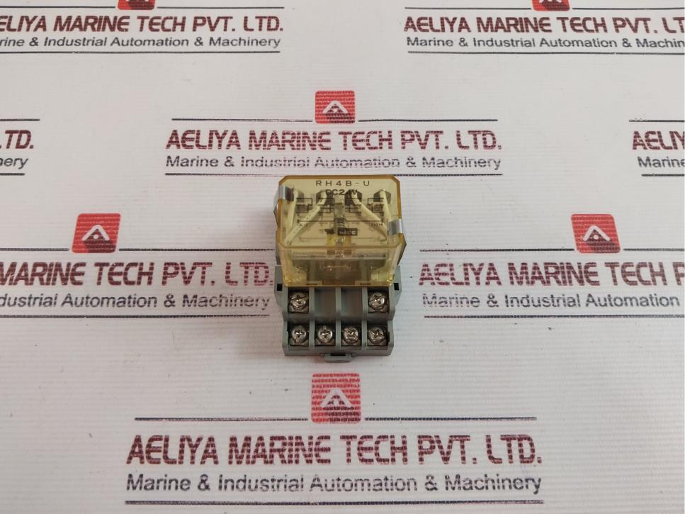 Idec Rh4b-u Relay With Socket 240v