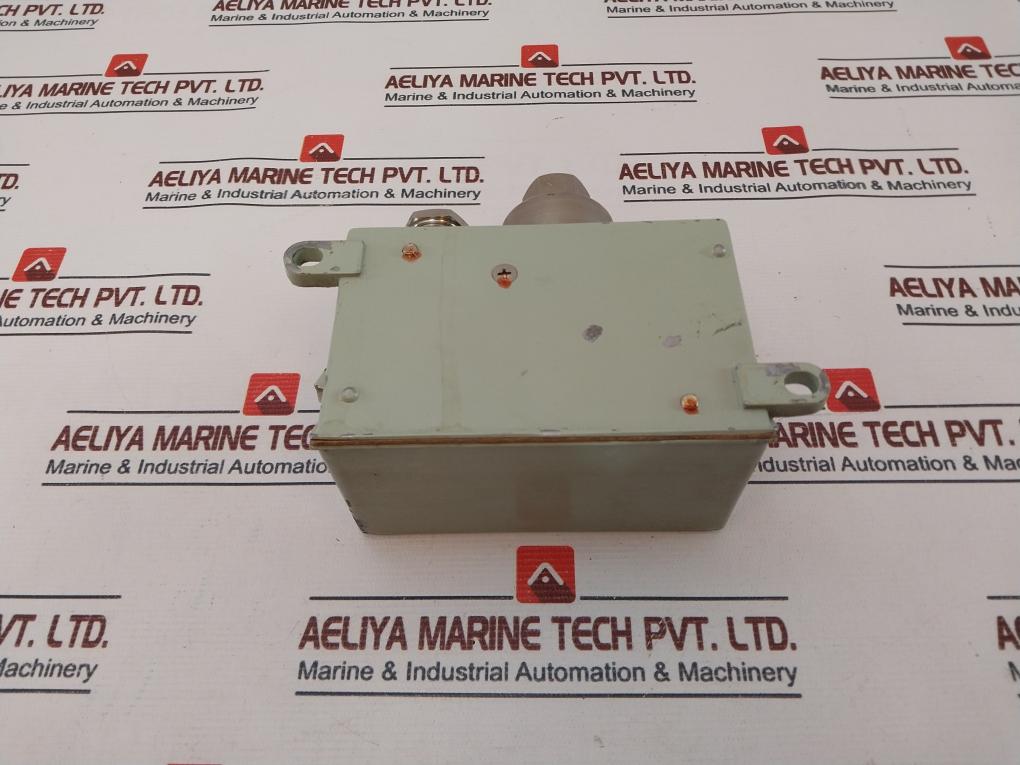 Nakakita Seisakusho Ns-9-3 Pressure Switch 0.494 Kgf/cm2 - Image 4