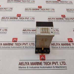 Omron E5c4-r20k Temperature Controller 250v
