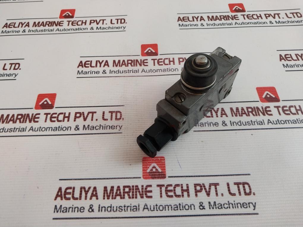 Rs 334-628 Limit Switch 480 V - Image 3