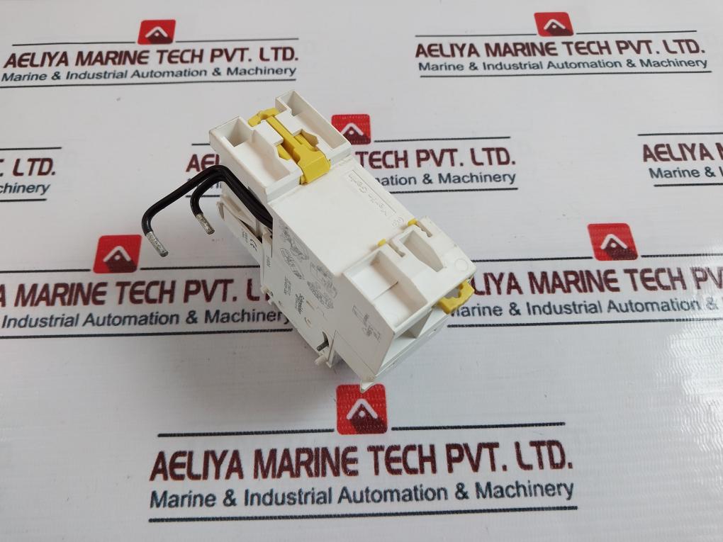 Schneider Electric A9v52240 Circuit Breaker 400v - Image 4