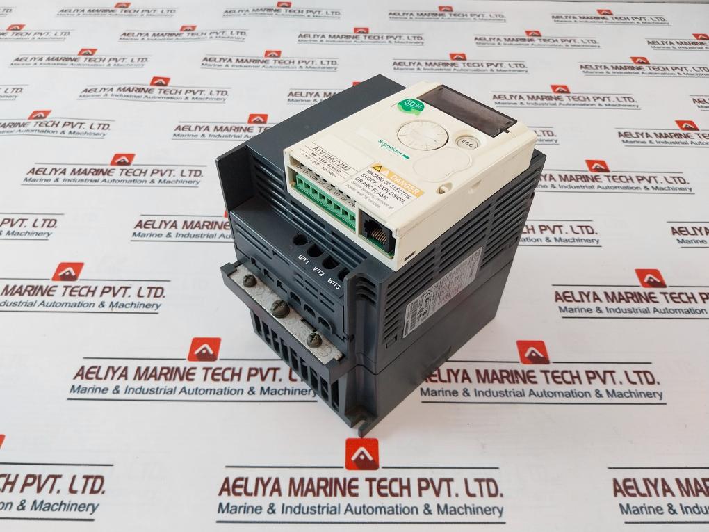 Schneider Electric Atv12hu22m2 Inverter Plc Module 240v - Image 3