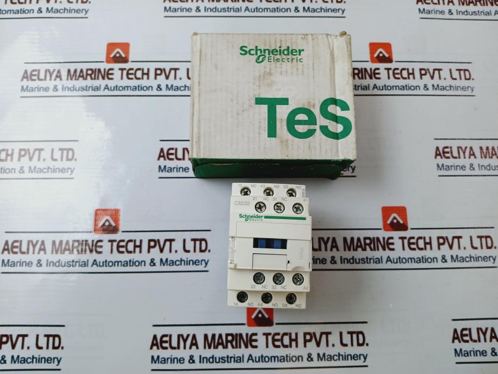 Schneider Electric Cad32m7 Contactor Control Relay