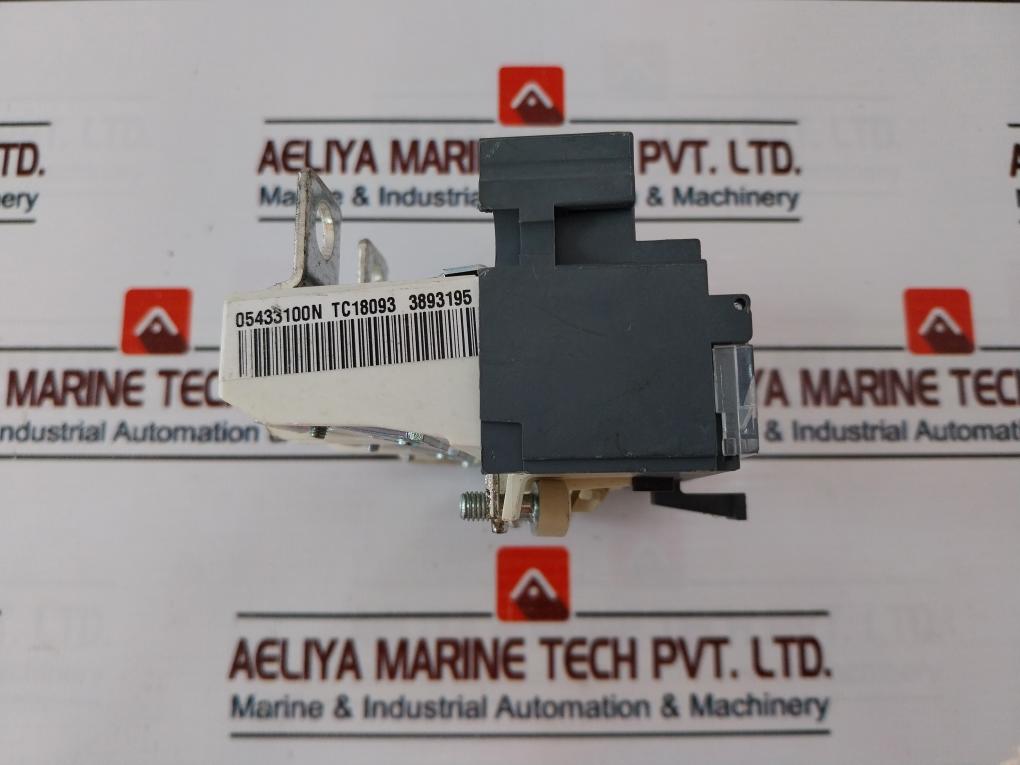 Schneider Electric Lv525022 Circuit Breaker - Image 5