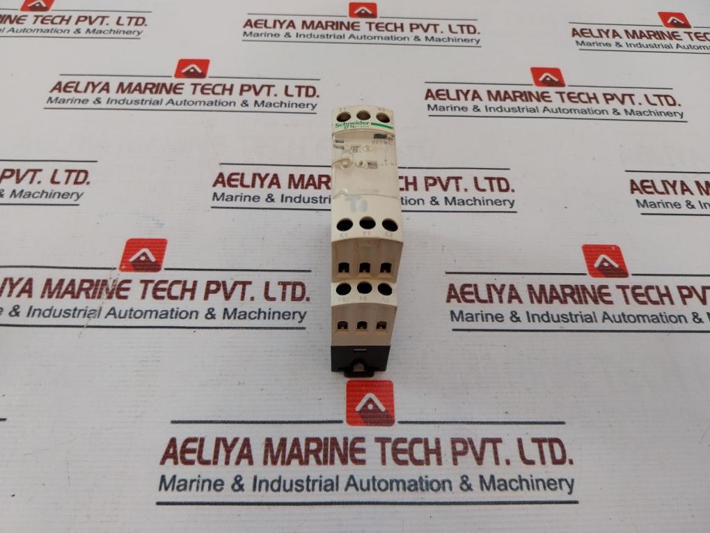 Schneider Electric Re7ml11bu Time Delay Relay 240v