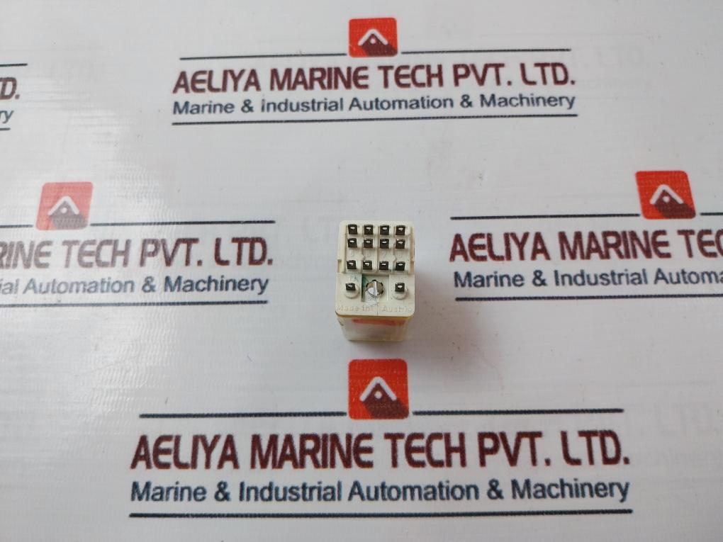 Schrack Ra400024 Relay 115v - Image 4