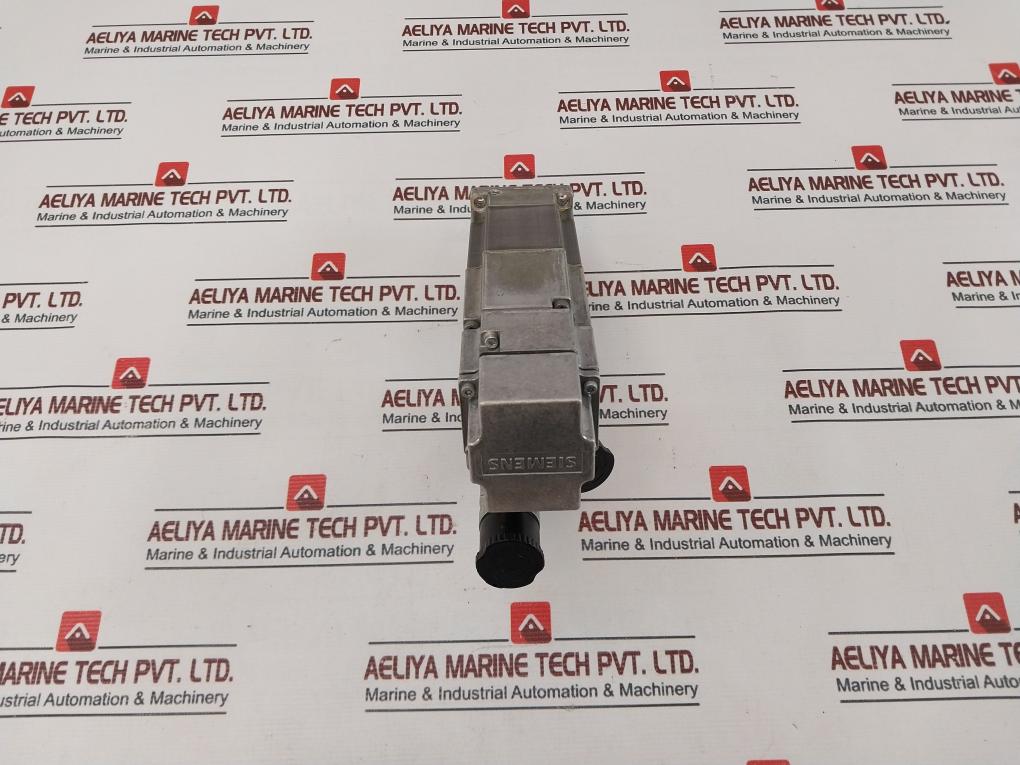 Siemens 1fk7022-5ak71-1hh2 Servo Motor 24vdc - Image 4