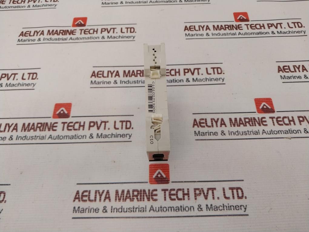 Siemens 5sy6110-7 Circuit Breaker 400v - Image 4