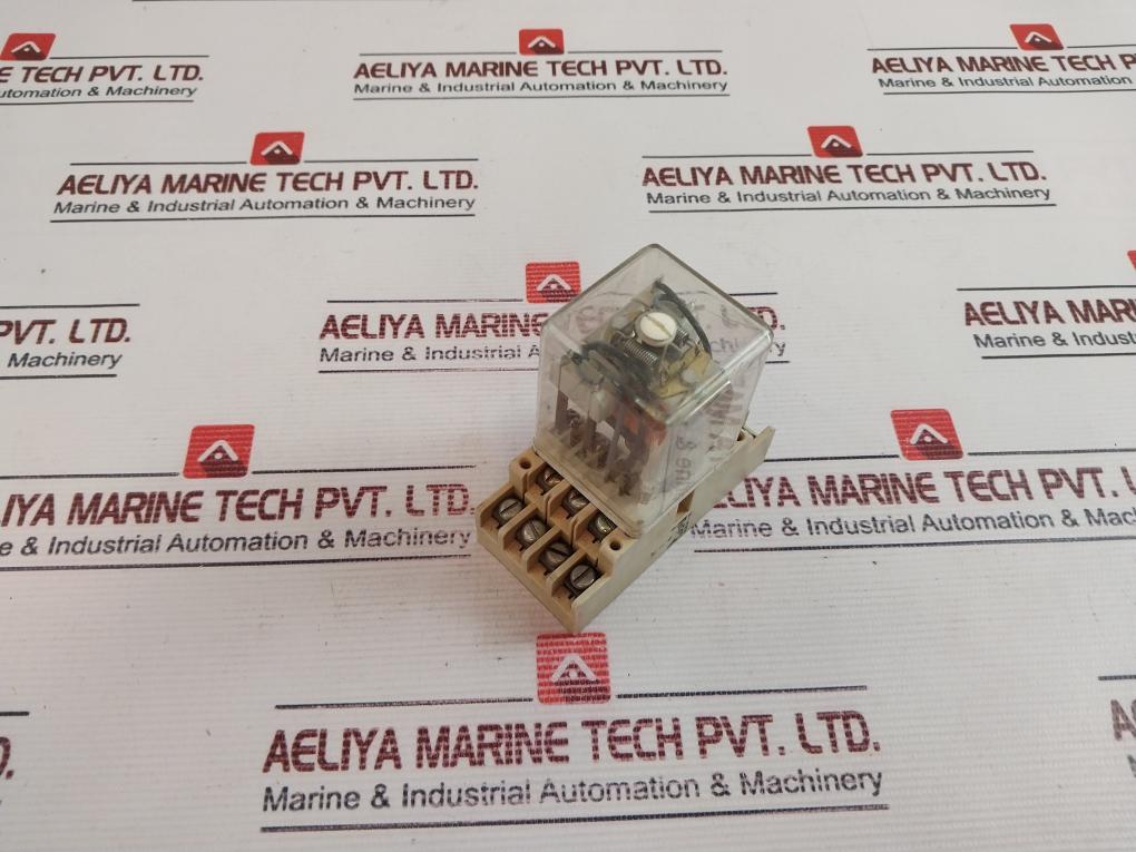 Smitt Relays 8607 Plug-in Relay - Image 3