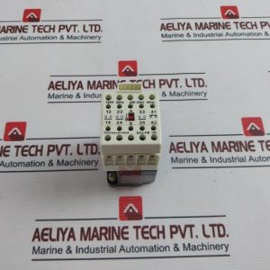 Telemecanique Ca2-fn 131 Relay 220v