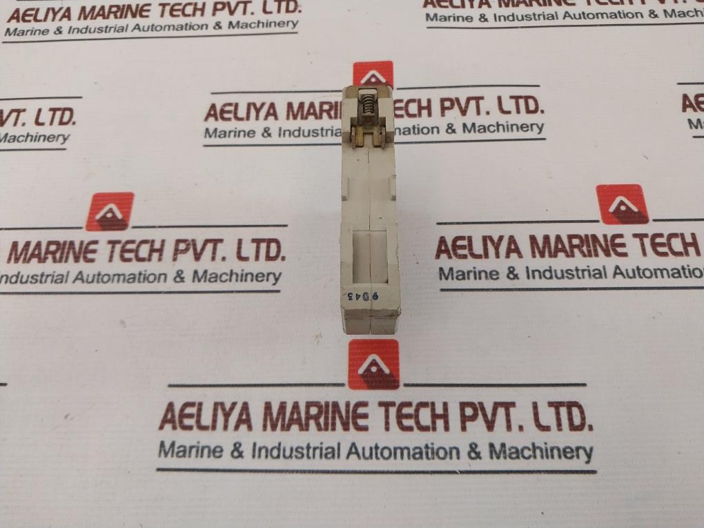 Telemecanique Re1 – La 001 Travail On Delay Timer 24-240v - Image 4