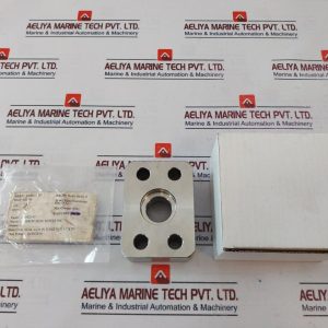 Cameron 2725422-01 Square Flange
