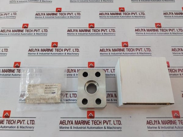 Cameron 2725422-01 Square Flange