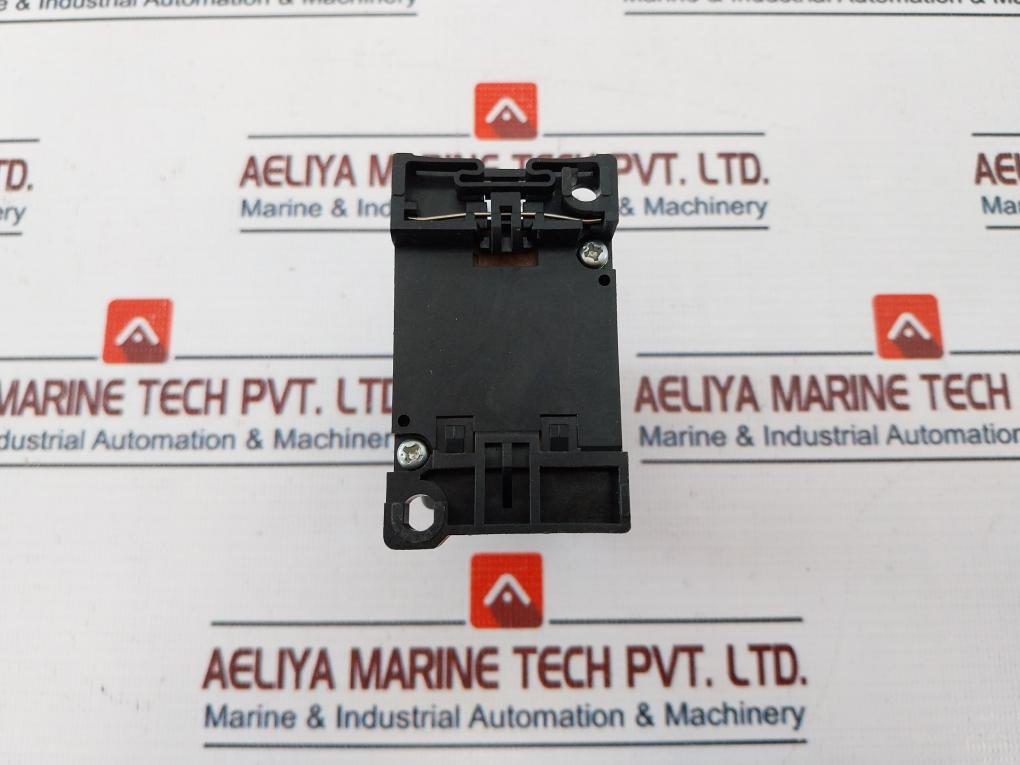 Fuji Electric Src50-2u/x (3a3b) Auxiliary Relay 220v - Image 4