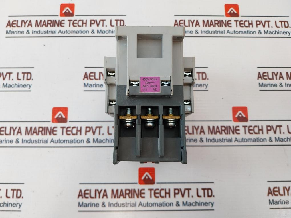 Hyundai Umc 40 Magnetic Contactor 750v - Image 4