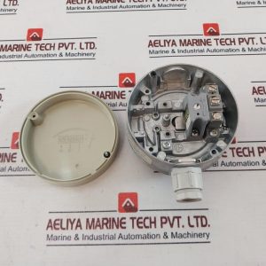 Johnson Controls Sp-1000-0200 Metal Housing 250v