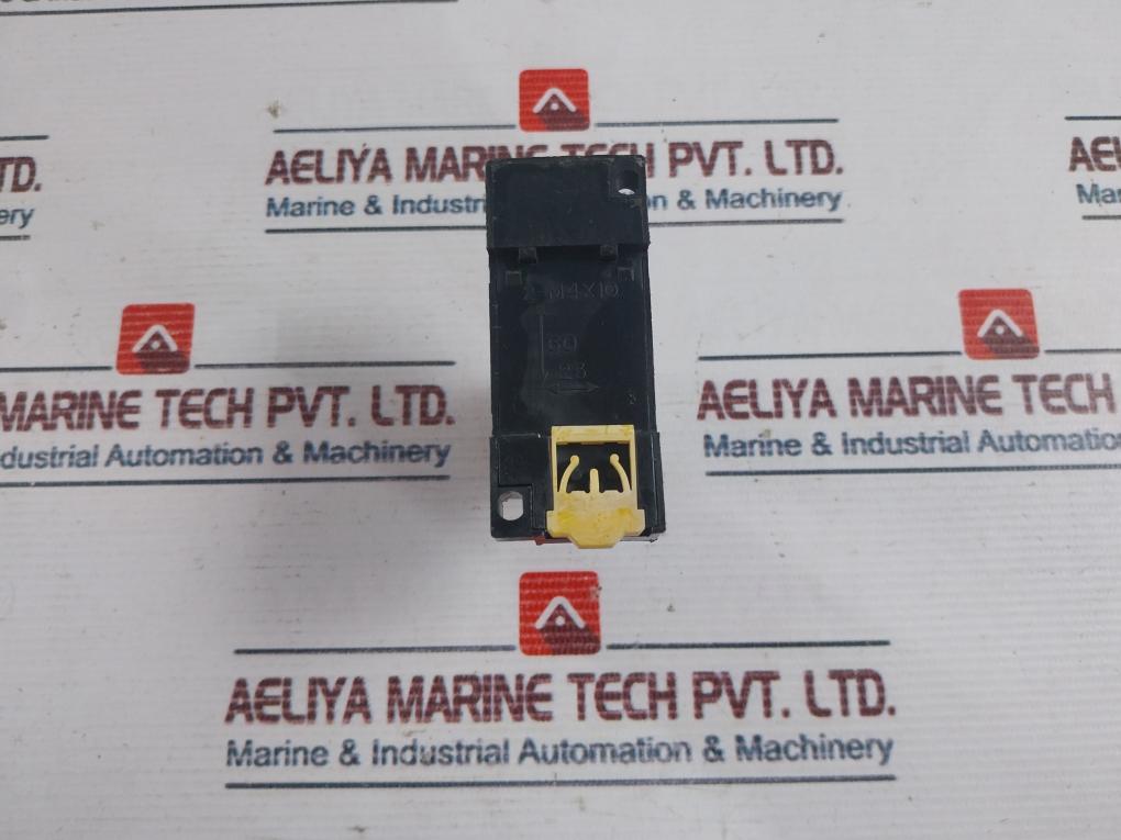 Lg Szr-my4-n1 Relay With Base 24v - Image 4