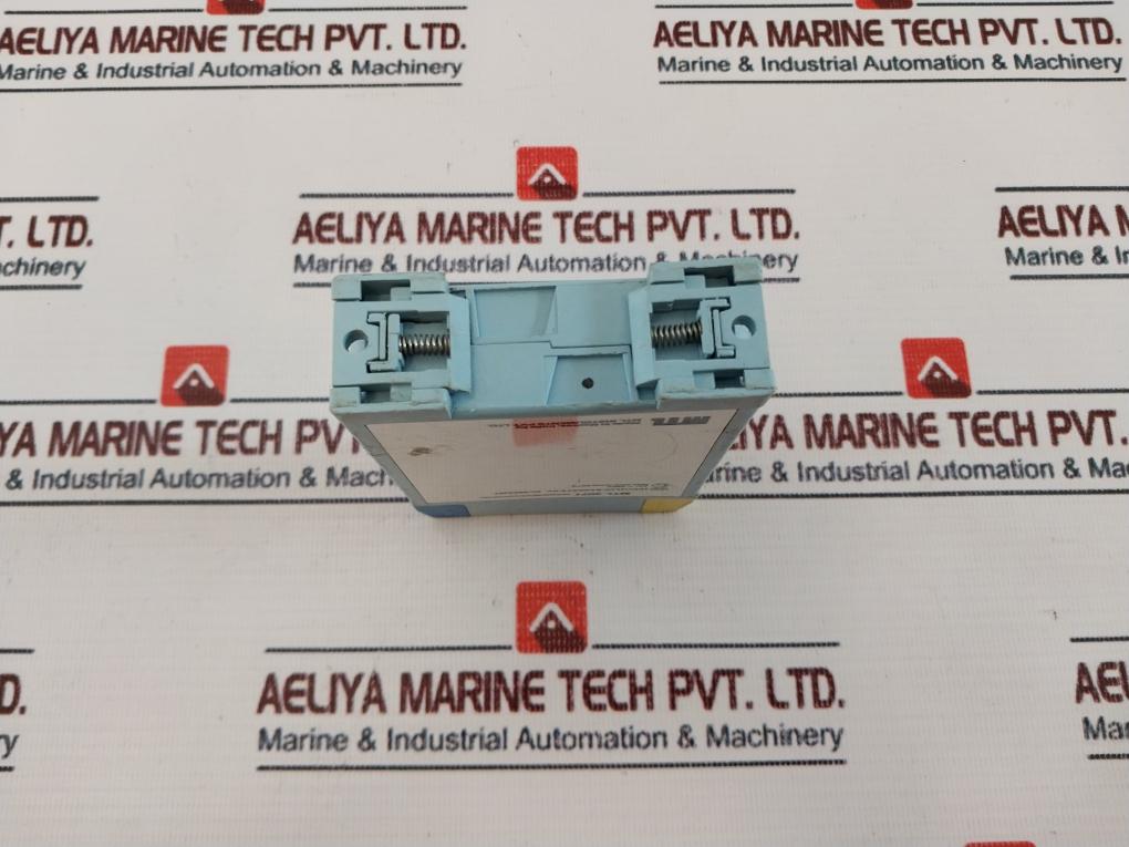 Mtl Instruments Mtl 3071 Temperature Converter 250v - Image 4