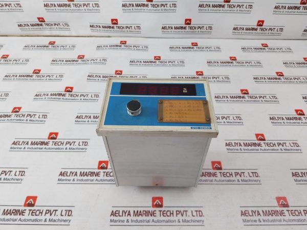 Oyo Electronics U-5160-19 Digital Meter