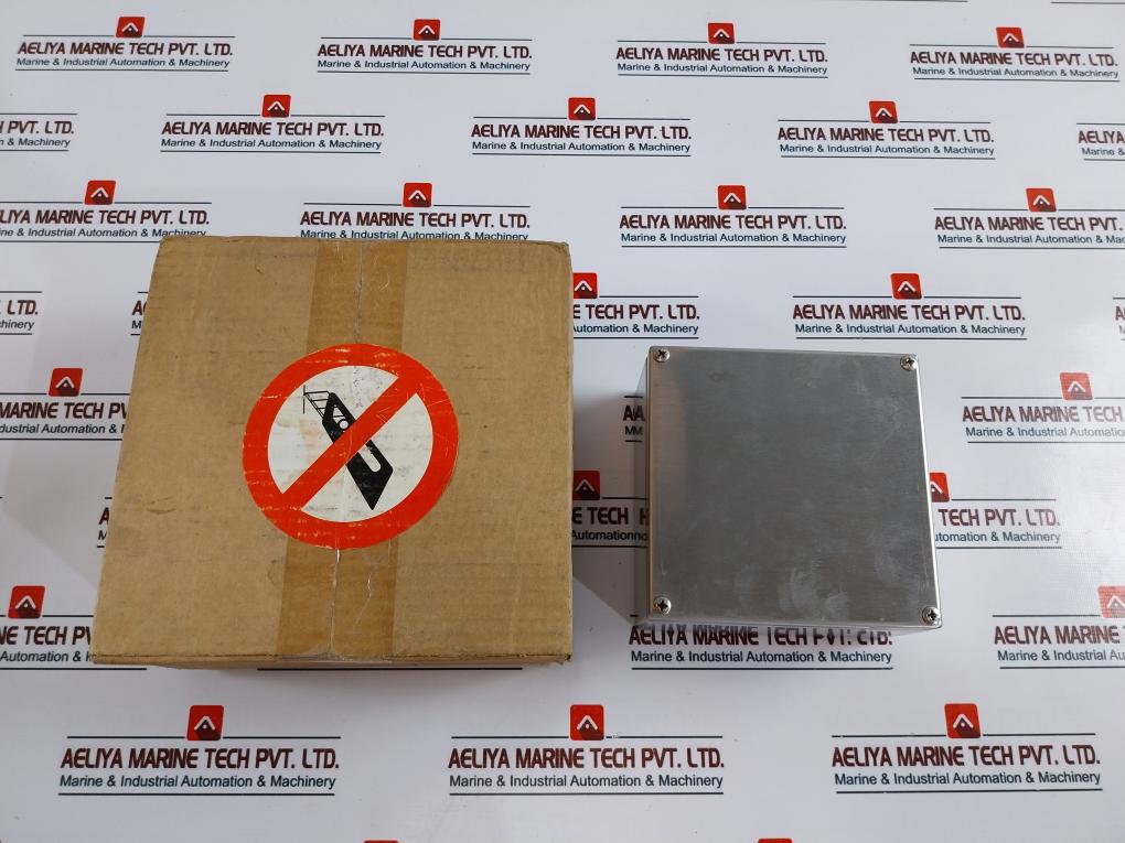 Rs 667-0484 Stainless Steel Terminal Box