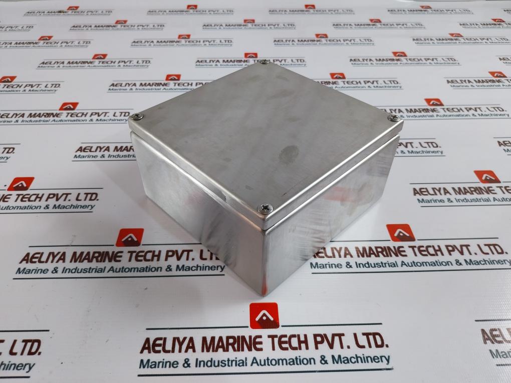 Rs 667-0484 Stainless Steel Terminal Box - Image 3