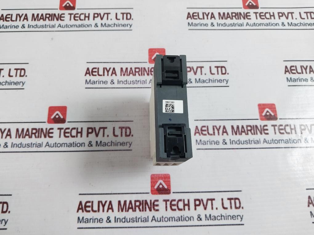 Schneider Electric Rm4tg20 Electric Phase Monitoring Relay 250v - Image 4