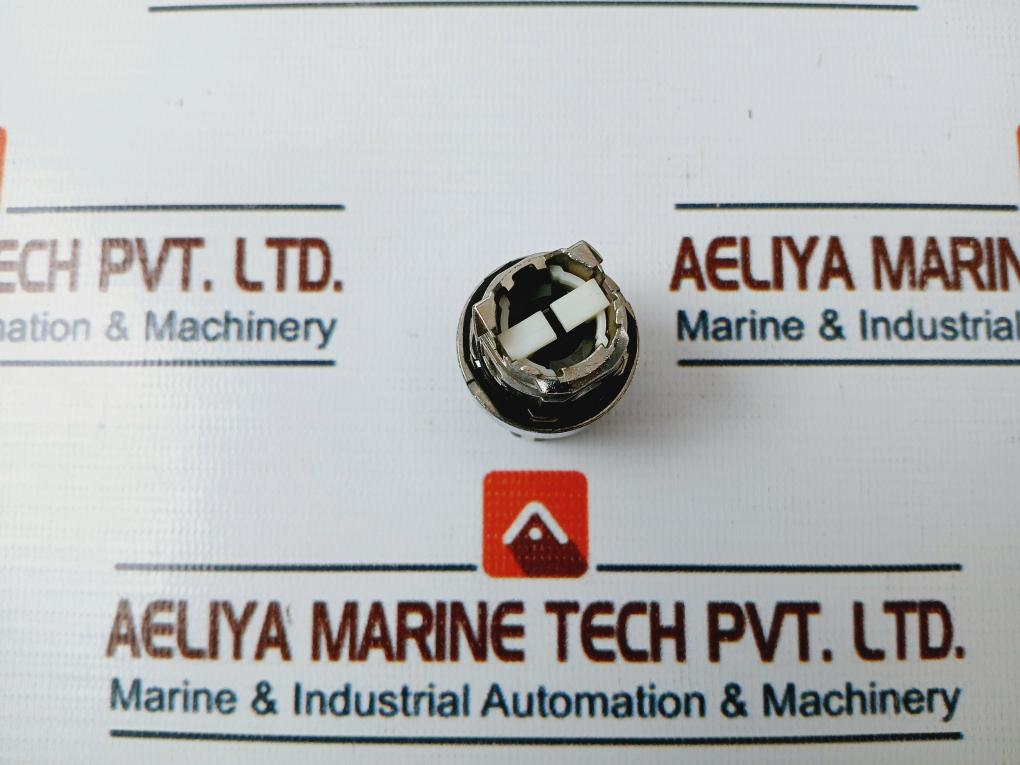 Schneider Electric Zb4 Bd2 Push Button - Image 4