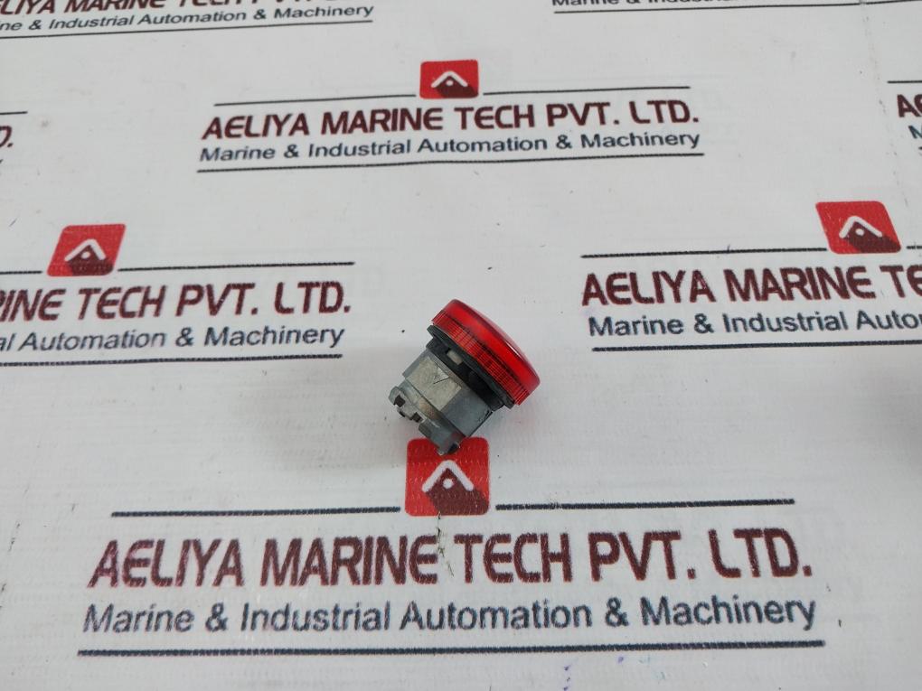 Schneider Electric Zb4bv04 Push Button - Image 3